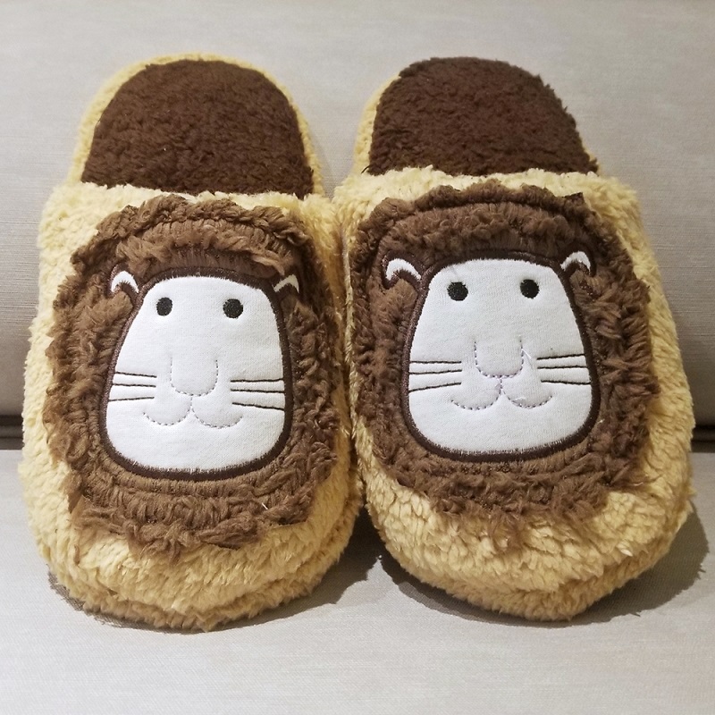 Plush Cute Lion Mule Slippers